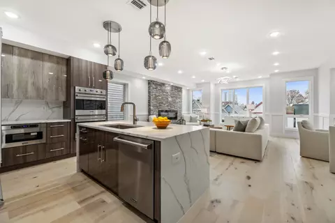 132 Sherman Pl #2, Jersey City, NJ 07307