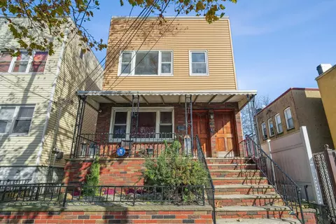 18 Gates Ave, Jersey City, NJ 07305