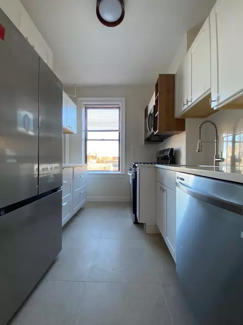 275 Harrison Ave #E5, Jersey City, NJ 07304