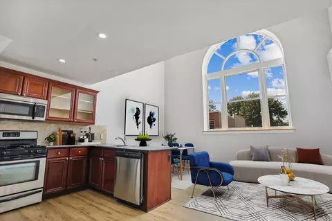 769 Montgomery St #218, Jersey City, NJ 07306