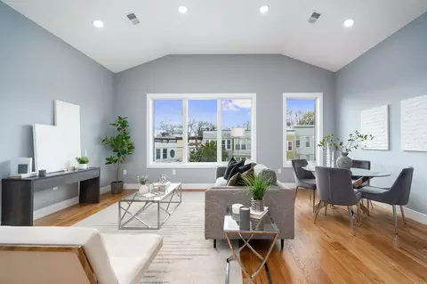 106 Oak St #2, Jersey City, NJ 07304