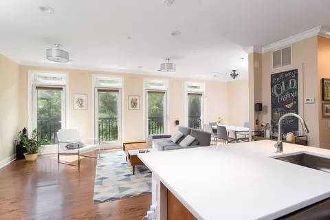 126 Dudley St #219, Jersey City, NJ 07302