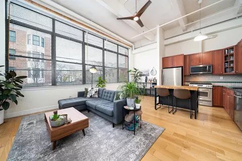 300 Communipaw Ave #111, Jersey City, NJ 07304