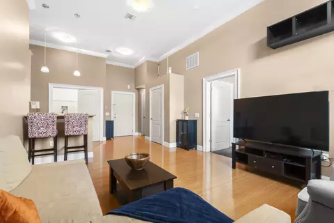 59-63 W 30th St #105, Bayonne, NJ 07002