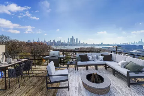 518 Gregory Ave #A106, Weehawken, NJ 07086