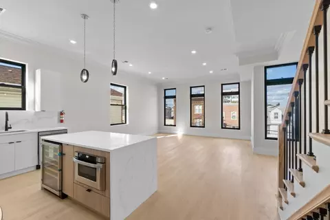 73 Beacon Ave #2, Jersey City, NJ 07306