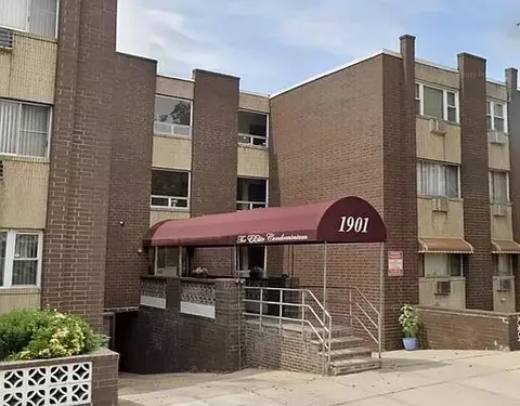 1901 Kennedy Blvd #203, North Bergen, NJ 07047