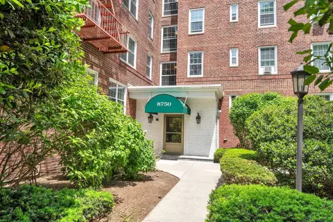 8750 Blvd E #4D, North Bergen, NJ 07047