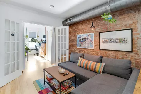 202 6th St #2L, Jersey City, NJ 07302
