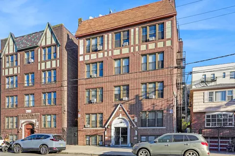 118 Corbin Ave #103, Jersey City, NJ 07306