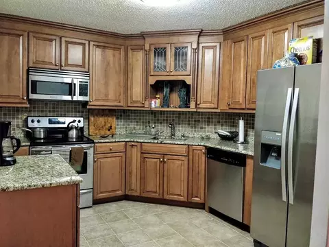 1238 Harmon Cove Tower #1238, Secaucus, NJ 07094