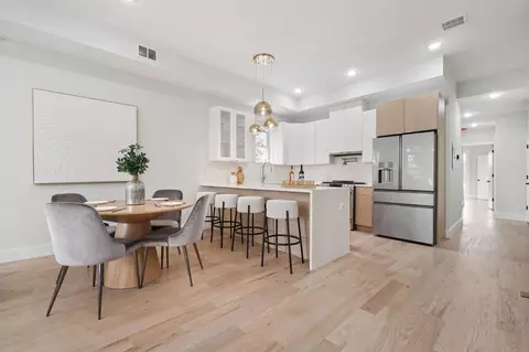 7 Lienau Pl, Jersey City, NJ 07306