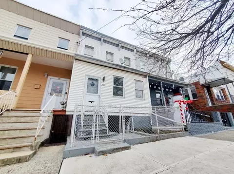 286 Danforth Ave, Jersey City, NJ 07305