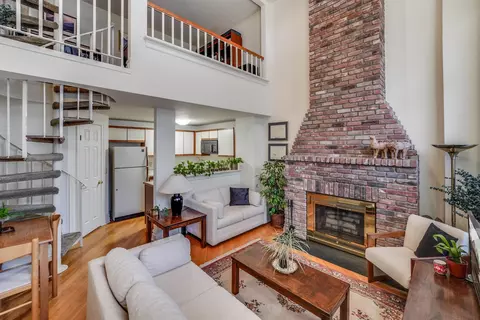 723 Washington St #2, Hoboken, NJ 07030