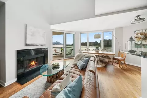600 Harbor Blvd #1054, Weehawken, NJ 07086