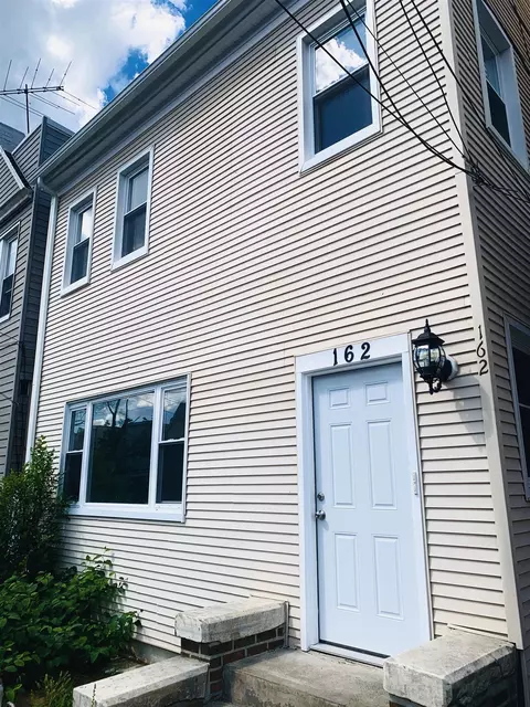 162 Boyd Ave, Jersey City, NJ 07304