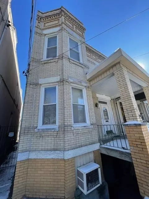 428 Gregory Ave, Weehawken, NJ 07086