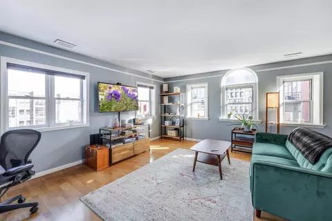 238-240 9th St #14, Jersey City, NJ 07302