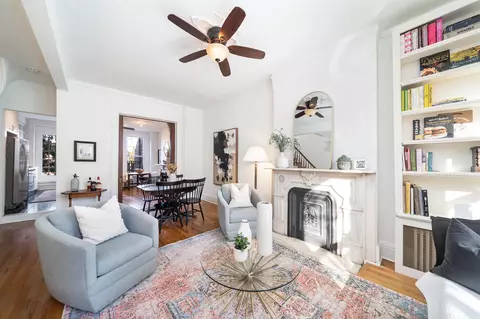 293 Monmouth St, Jersey City, NJ 07302