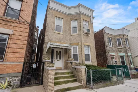 211 65th St, West New York, NJ 07093