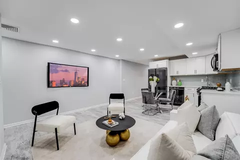 152 5 Webster Ave #1A, Jersey City, NJ 07307