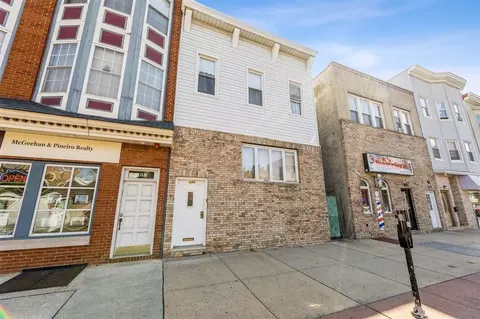 886 Broadway, Bayonne, NJ 07002