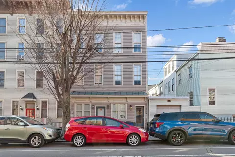 481 Monmouth St #2, Jersey City, NJ 07302