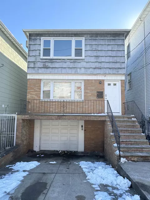 296 Randolph Ave, Jersey City, NJ 07304