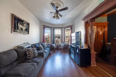 82 Arlington Ave, Jersey City, NJ 07305
