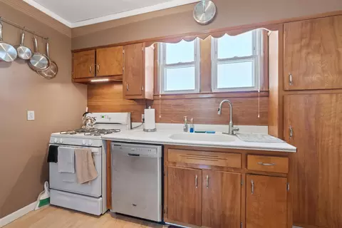 83 Centre Ave, Secaucus, NJ 07094 photo 21