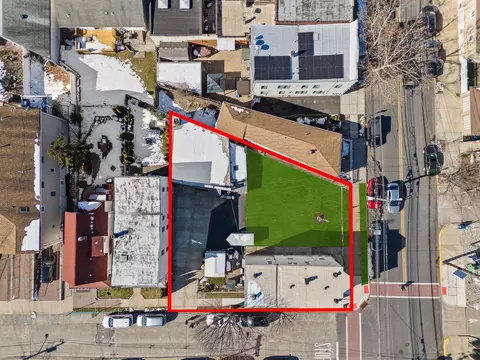 83 Centre Ave, Secaucus, NJ 07094 photo 3