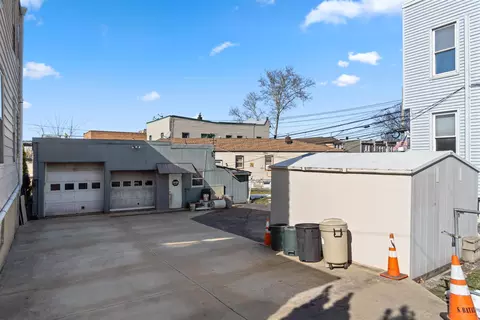 83 Centre Ave, Secaucus, NJ 07094 photo 4