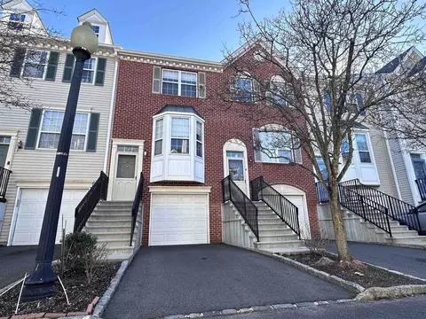 57 Locust St, Jersey City, NJ 07305