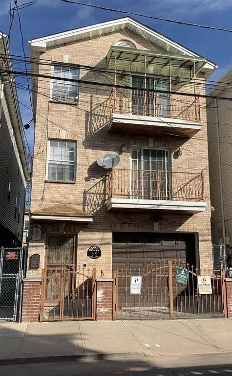 38 Graham St, Jersey City, NJ 07307