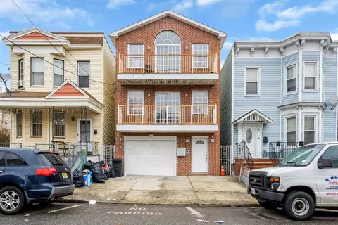 202 Union St, Jersey City, NJ 07304