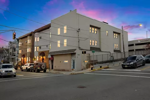 215 Prospect Ave #4, Bayonne, NJ 07002
