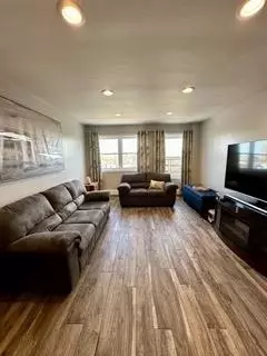 8829 Kennedy Blvd #E4, North Bergen, NJ 07047