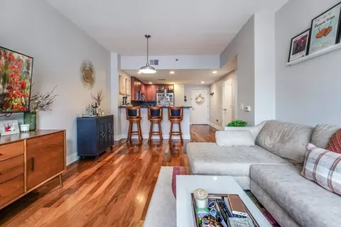 800 Jackson St #811, Hoboken, NJ 07030