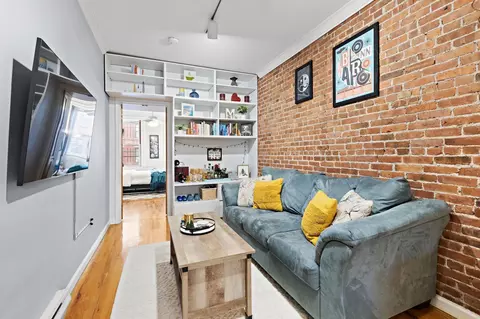 1013 Park Ave #2L, Hoboken, NJ 07030
