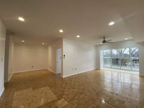 200 Paterson Plank Rd #209, Union City, NJ 07087