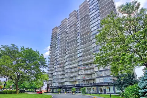 6050 Blvd E #4J, West New York, NJ 07093