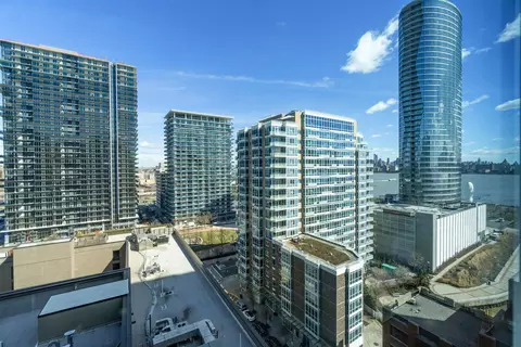 1 Shore Ln #1706, Jersey City, NJ 07310