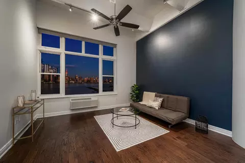 1500 Hudson St #4I, Hoboken, NJ 07030