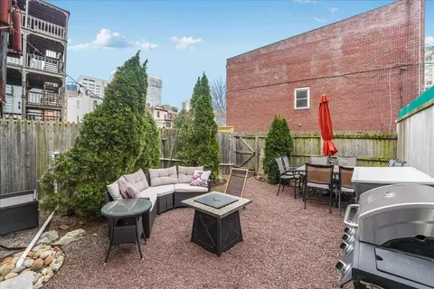 238 Grove St #1, Jersey City, NJ 07302