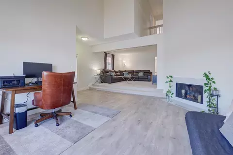 191 Sandcastle Ky #191, Secaucus, NJ 07094