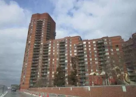 2140 Harmon Cove Tower #3, Secaucus, NJ 07094