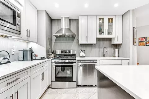 7004 Kennedy Blvd #7F, Guttenberg, NJ 07093
