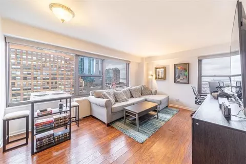 135 Montgomery St #20-A, Jersey City, NJ 07302