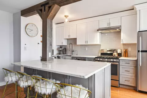 500 Central Ave #1214, Union City, NJ 07087