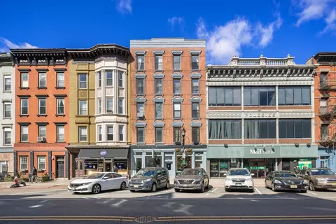 1016 Washington St #2L, Hoboken, NJ 07030